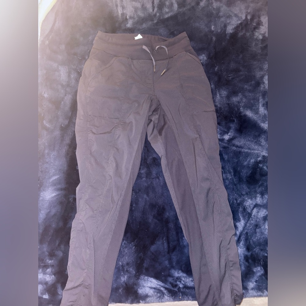 Women's midnight navy dance studio jogger pant, used, size 4